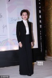 钟丽缇爆乳与张伦硕秀恩爱 杨澜干练李思思清丽