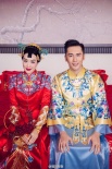 钟丽缇张伦硕大婚 曝中式礼服婚照新娘娇俏可人