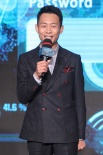 《少年》改档PK《长城》 欧豪拍戏被车连撞14次