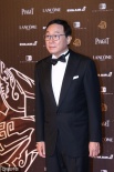 许冠文携《一路顺风》剧组亮相 获八项提名领跑