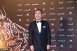 范伟亮相53届金马电影节红毯 西装领结文气十足