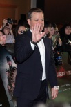 鹿晗王俊凯《长城》红毯人气爆棚 张艺谋全家亮相