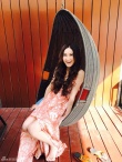 冻龄女神！ 50岁温碧霞秀身材美背露到腰超性感