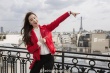 刘亦菲巴黎写真 红皮衣上阵酷炫俏皮十足女神范儿