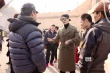 《琅琊榜2》开机黄晓明现身 与导演讨论动作戏