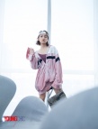 實(shí)力小花張子楓街拍大片  造型百變化身酷girl
