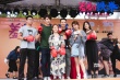 《羞羞的鐵拳》路演 艾倫馬麗空降大學(xué)拉歌打拳