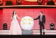 baby長發(fā)披肩溫柔嫵媚 粉色公主裙露香肩少女感足