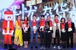王俊凯邀粉丝圣诞看《解忧》 遭董子健花式调戏