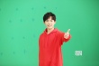 易烊千玺活力热跳《赞赞新时代》 为歌曲自创舞蹈