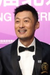 余文樂現(xiàn)身北影節(jié)開幕式 談升級當爸心情大好