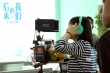《后来的我们》曝导演特辑 刘若英片场无微不至