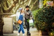 《21克拉》票房成功破億 五一小長假“談錢說愛”