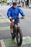 71歲施瓦辛格老當益壯 心臟手術(shù)恢復良好酷愛騎車