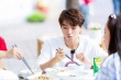 王俊凱《中餐廳2》今晚開播 初試身手獲好評(píng)不斷!