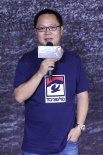 95后女導演為父《重返無人區(qū)》 主創(chuàng)現(xiàn)場喝酒減壓