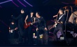 黃渤空降五月天演唱會(huì) 首度合唱一出好戲主題曲