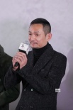 《狗十三》首映 張雪迎談家暴戲拍攝：真打就對(duì)了