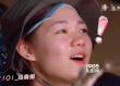 偶像包袱碎了！火箭少女101曝素顏大笑照誰崩了？