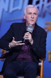 《阿丽塔：战斗天使》首映 卡梅隆曝不做导演原因
