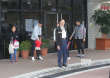 刘恺威接小糯米放学被拍 被问杨幂到港这样回应