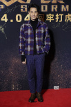 “反贪4”红毯周秀娜乞丐装走秀 林峯引粉丝尖叫