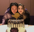 神仙关系！窦靖童为闺蜜庆生 寿星是张智霖外甥女