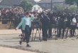 迪麗熱巴《極挑》曝路透 雙丸子頭似“中國娃娃”