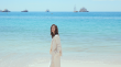 灑脫的可人兒 江一燕海邊白西裝寫(xiě)真盡顯陽(yáng)光氣質(zhì)