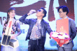 梁家輝《追龍II》首映大啖榴蓮 談退休表示不退役