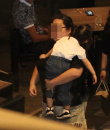 林心如霍建華一家首同框 父親節(jié)聚餐女兒全程乖巧