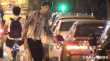 熱依扎低胸裝風(fēng)波后又曝戀情？ 與神秘男子同返家
