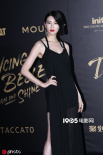 清纯奶茶妹？新晋“J女郎”三吉彩花秀火辣身材