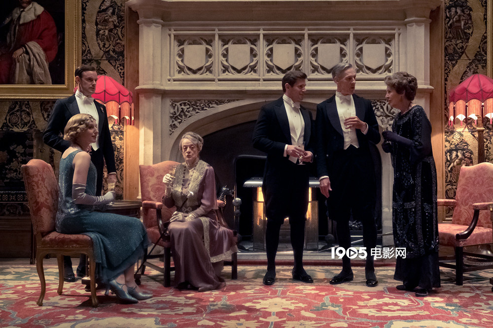 华美升级!《唐顿庄园》独特英伦范儿 再续荣耀