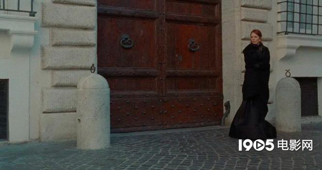 朱丽安·摩尔短片预告发布 曾在戛纳电影节展映