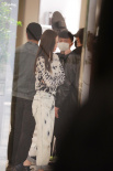 Angelababy曝路透 轻撩秀发动人心弦上演侧颜杀