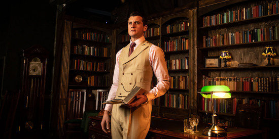 伦敦西区延至8月营业 《了不起的盖茨比》待重启