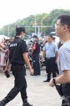 楊洋《元氣滿滿的哥哥》新路透 保安服造型接地氣