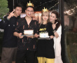 周揚(yáng)青與章澤天校友同慶生 竇驍何超蓮現(xiàn)身派對(duì)