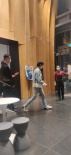 行走的火锅代言人！王俊凯百花奖下班打卡火锅店