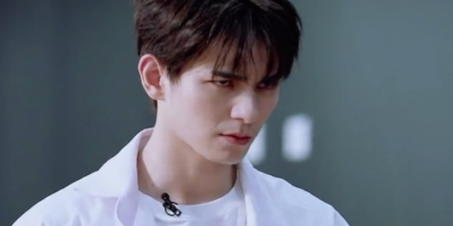 周游电影：用颜值掩盖演技的缺失是对表演行业的不尊重