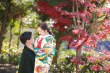 板野友美分享與丈夫結(jié)婚照 穿傳統(tǒng)婚服笑容幸福