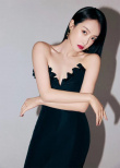 宋茜暮夜樱花裙出席时尚晚宴 俏皮婉约展法式优雅