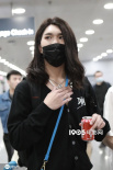 美女哪位？《創(chuàng)4》韓美娟機(jī)場(chǎng) 長(zhǎng)發(fā)飄飄風(fēng)情萬種