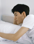 龔俊曝女友視角大片 黑框眼鏡造型鄰家范心動(dòng)十足