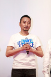 《中国医生》武汉首映 张涵予袁泉朱亚文致敬英雄