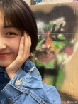 張子楓曬自拍笑稱“我黑了” 笑眼彎彎如鄰家妹妹