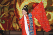 驚鴻一瞥！古力娜扎唐裝造型 一顰一笑傳遞國(guó)風(fēng)美