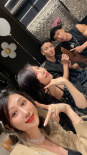 洪欣、冉瑩穎慶生曝照 蔡少芬夫婦現(xiàn)身不見張丹峰