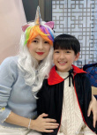 章子怡cosplay独角兽 邀《父辈》小演员一家聚餐